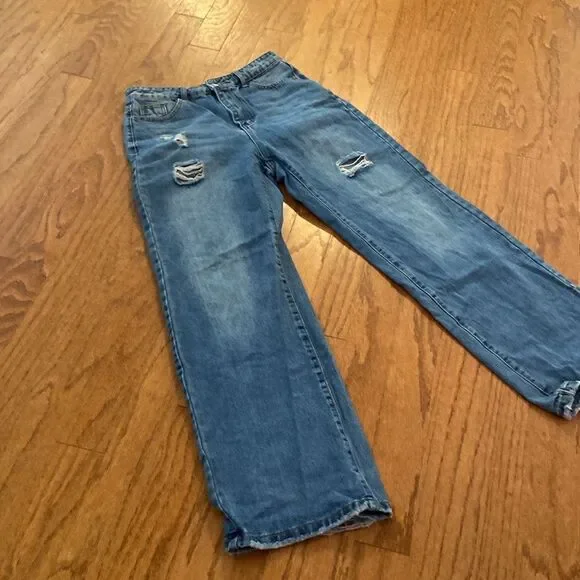 SHEIN size large wide legged jeans, very soft and comfy, distressed, high waist - Picture 3 of 12